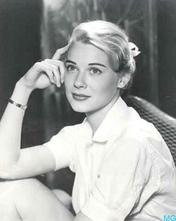 Hope Lange