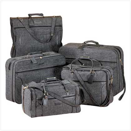 LUXURIOUS LUGGAGE SET