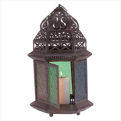 MOROCCAN-STYLE TABLE LANTERN