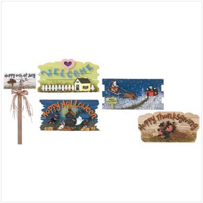CHANGEABLE HOLIDAY GARDEN SIGN