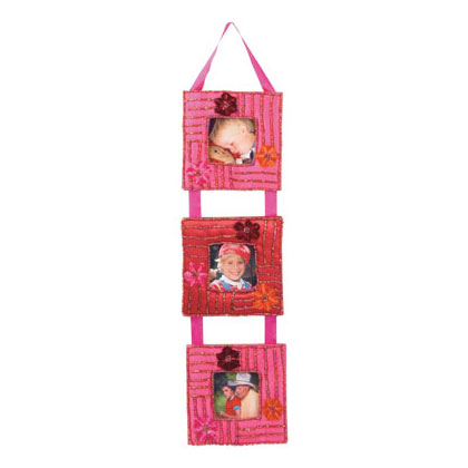 EMBROIDERED WALL FRAMES SET