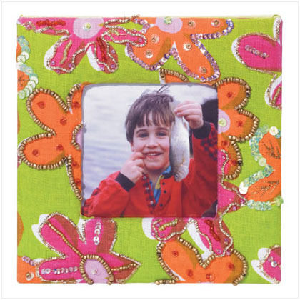 FLORAL FABRIC 3 X 3 PHOTO FRME