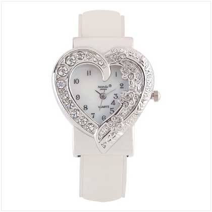 SPARKLING HEART CUFF WATCH