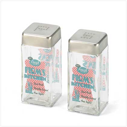 MOM'S KITCHEN S & P SHAKERS