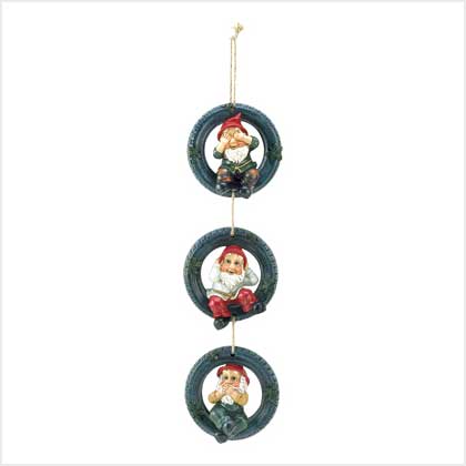 SWINGING GNOMES DECORATION